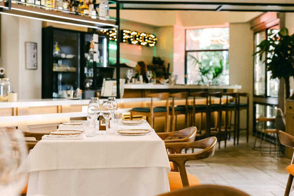 ATENO Cook & Deli Όταν η Φωτογραφία Συναντά την Αυθεντική Γεύση