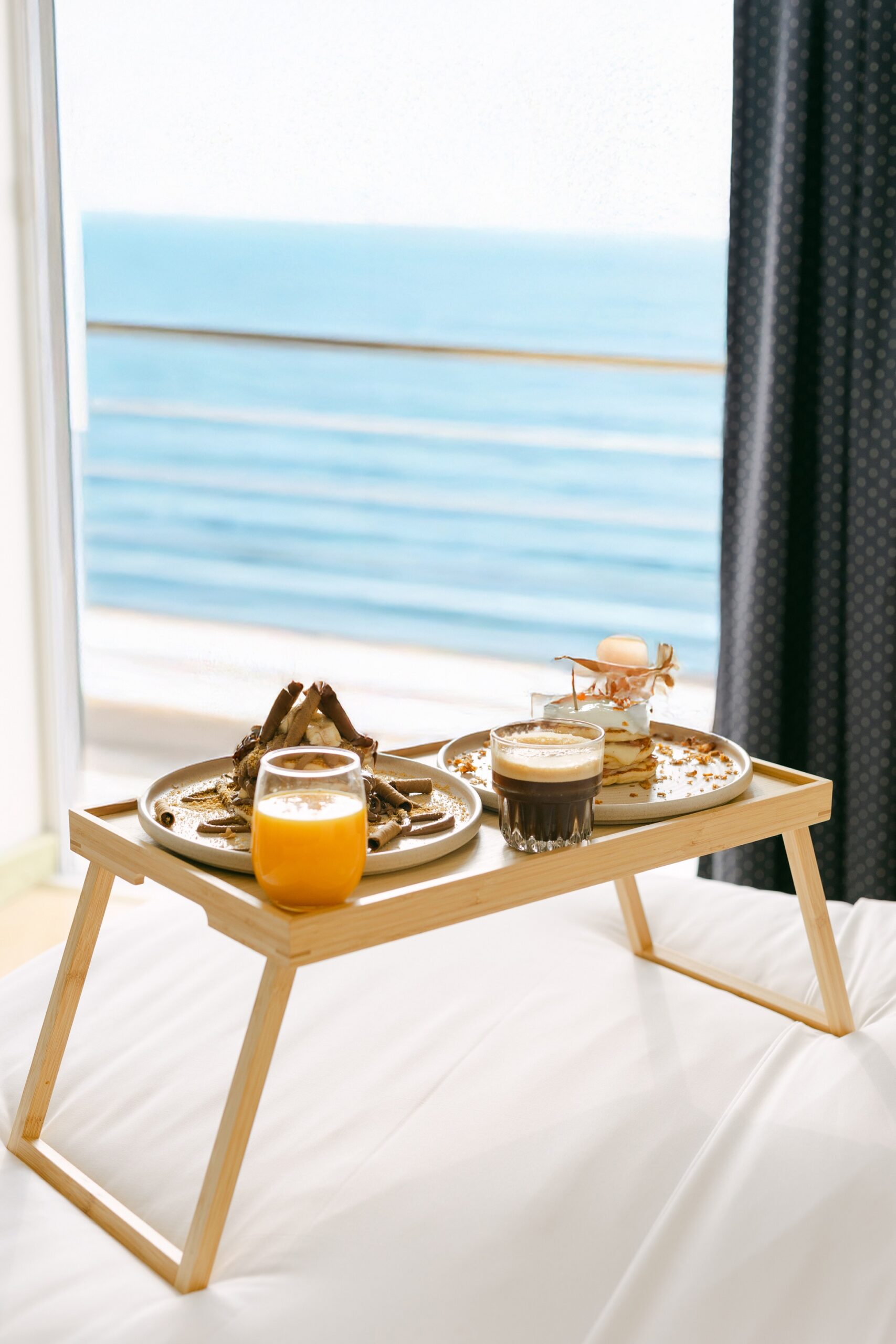 Hotel Cokkinis Η Δύναμη του Διαχρονικού Θερινού Περιεχομένου